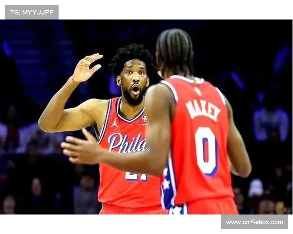 鹈鹕114-124负于76人，恩比德40分11板统治内线